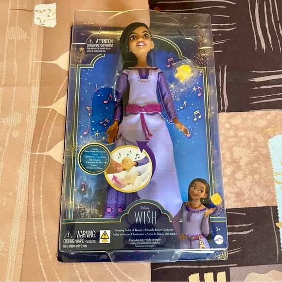 Disney Wish Singing Asha De Rosas Cantante Doll - Picture 1 of 9